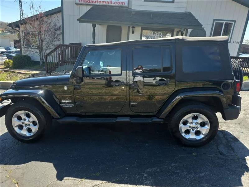 Jeep Wrangler Unlimited Sahara 4WD 2014
