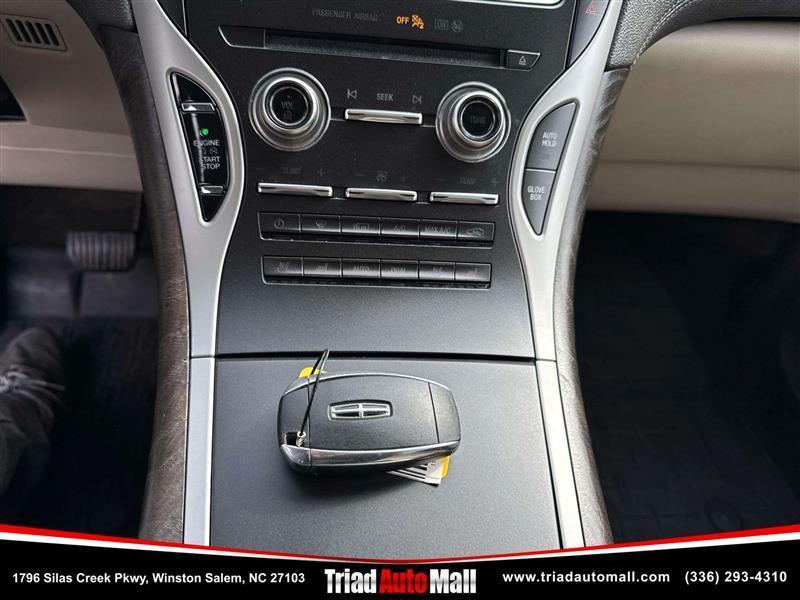 Lincoln Nautilus Reserve AWD 2019