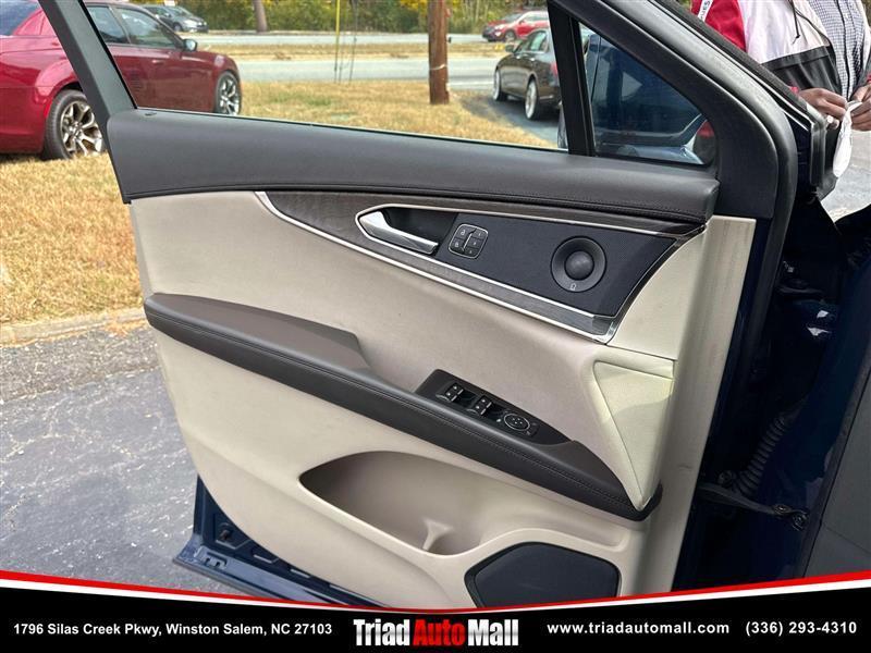 Lincoln Nautilus Reserve AWD 2019