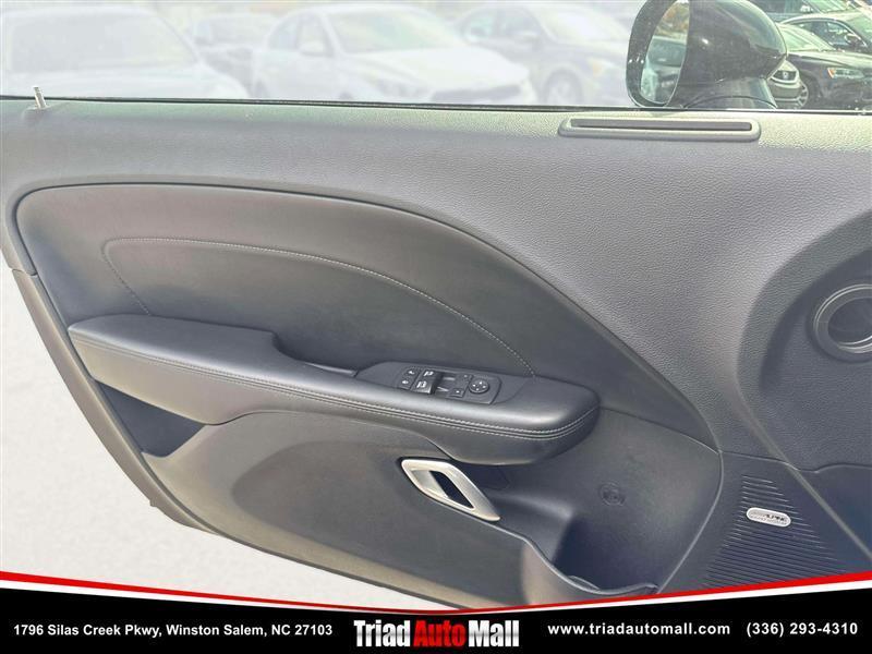 Dodge Challenger SXT 2018