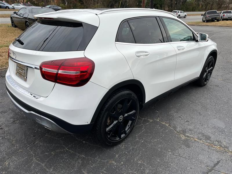 Mercedes-Benz GLA-Class GLA250 2018