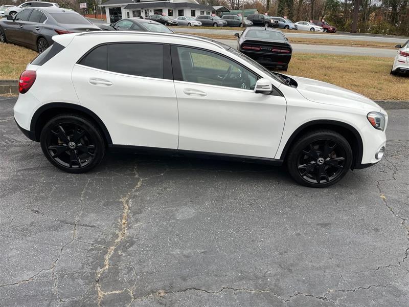 Mercedes-Benz GLA-Class GLA250 2018