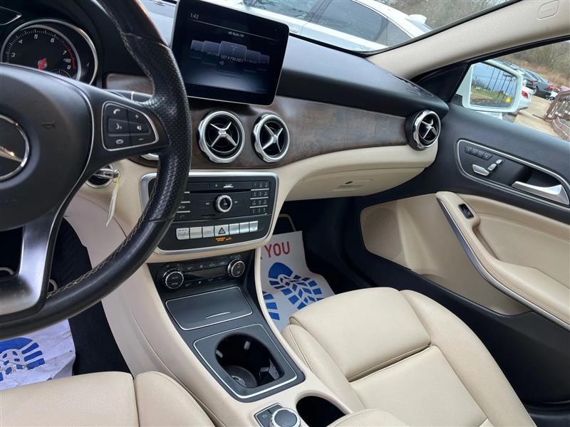 Mercedes-Benz GLA-Class GLA250 2018