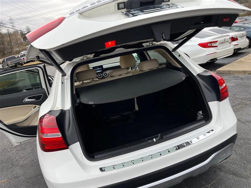 Mercedes-Benz GLA-Class GLA250 2018