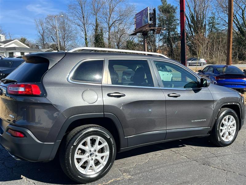 Jeep Cherokee Latitude 4WD 2015