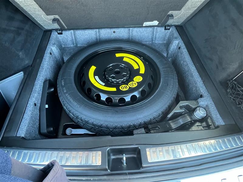 Mercedes-Benz M-Class ML550 2012