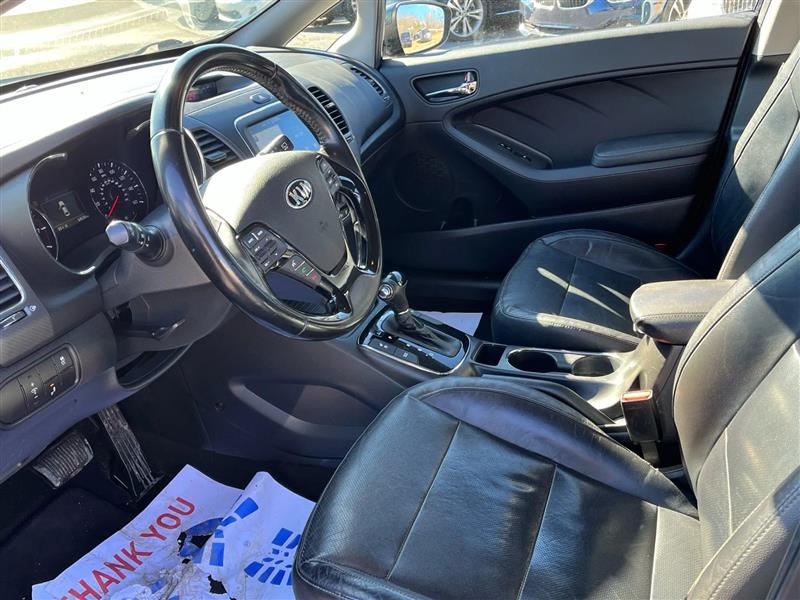 Kia Forte 5-Door EX 2017