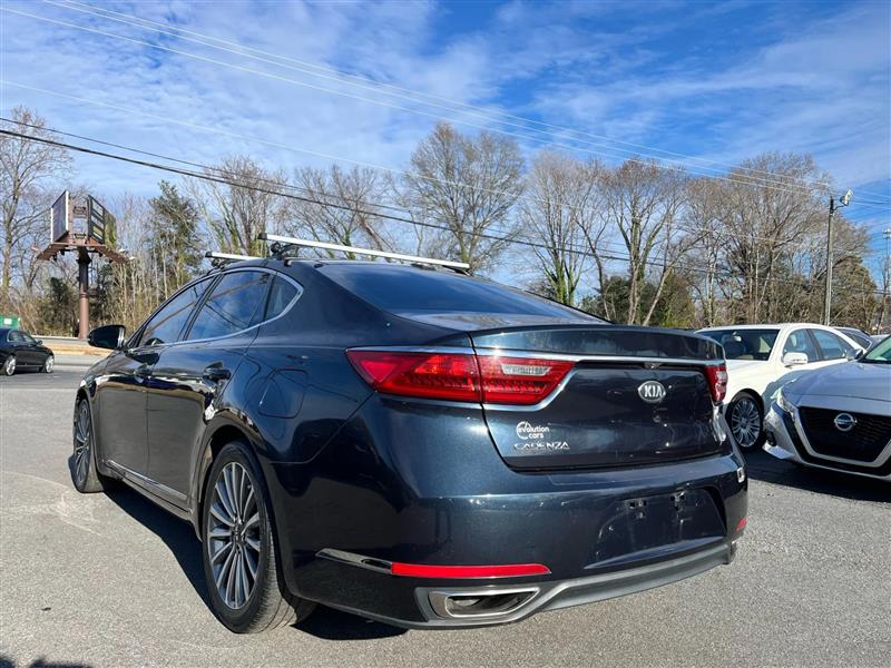Kia Cadenza Premium 2017