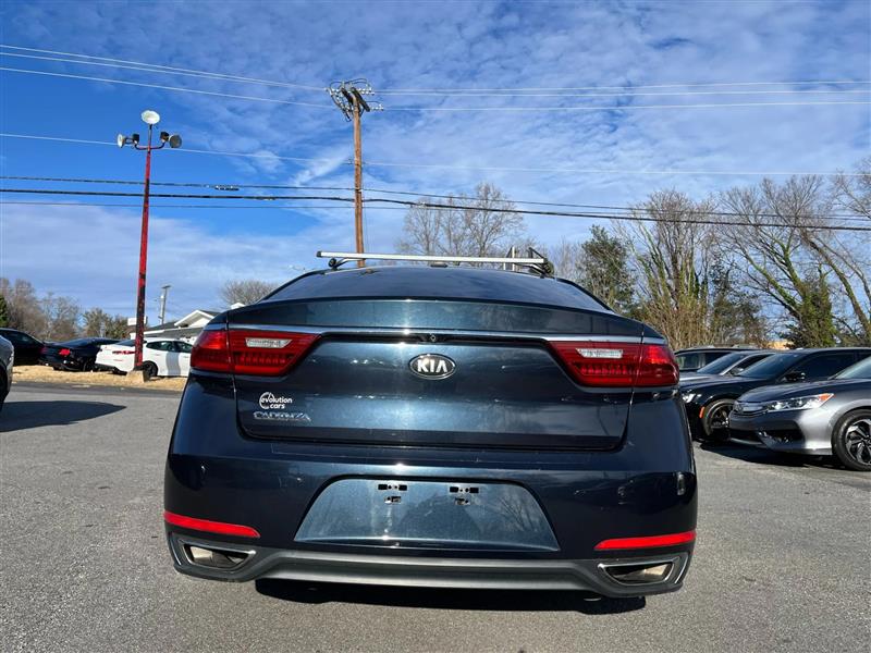 Kia Cadenza Premium 2017