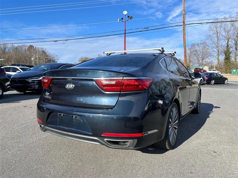 Kia Cadenza Premium 2017