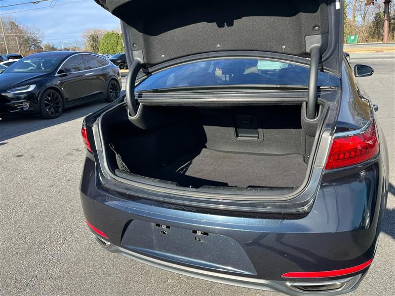 Kia Cadenza Premium 2017