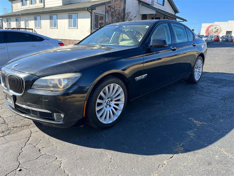 BMW 7-Series 750i 2009