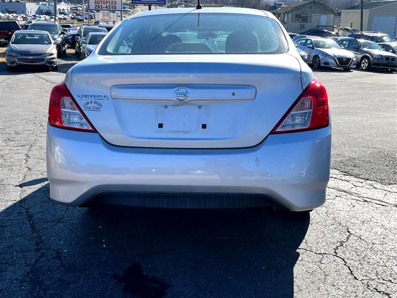 Nissan Versa 1.6 SL Sedan 2016