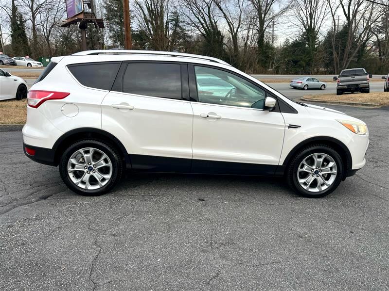 Ford Escape Titanium 4WD 2014