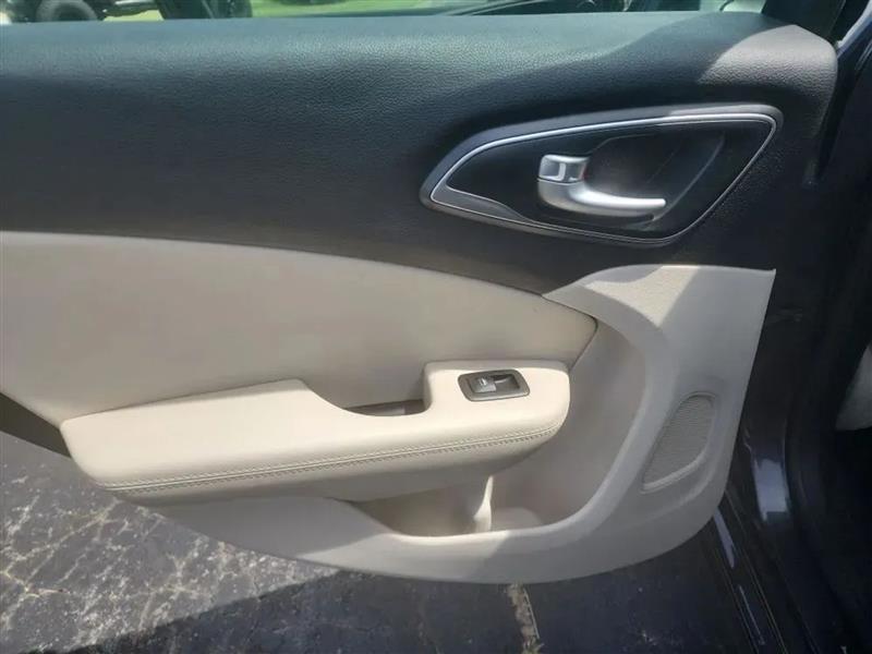 Chrysler 200 Limited 2016