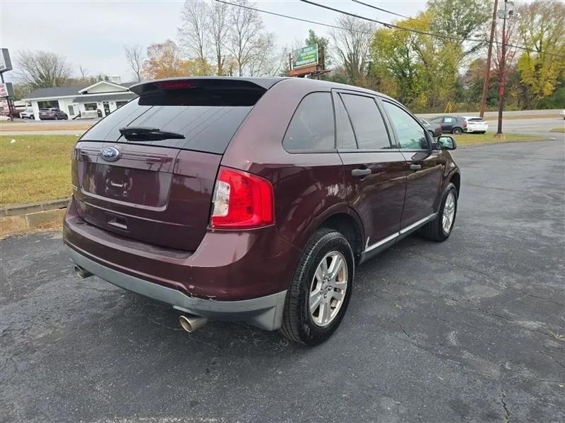 Ford Edge SE FWD 2011