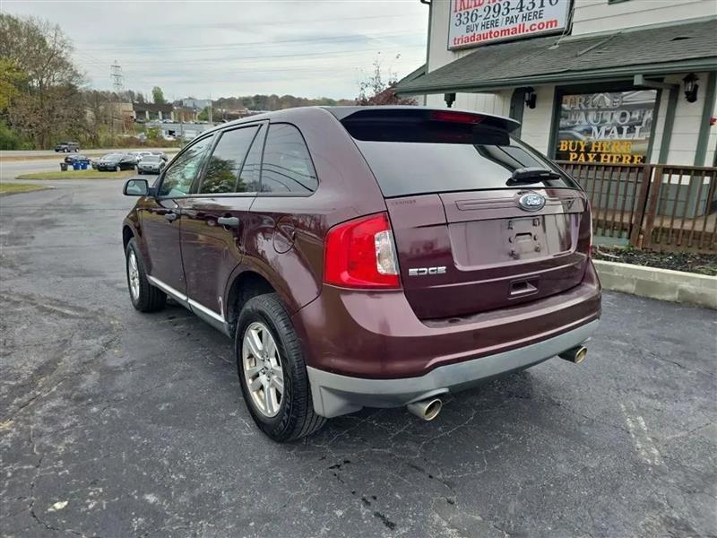 Ford Edge SE FWD 2011