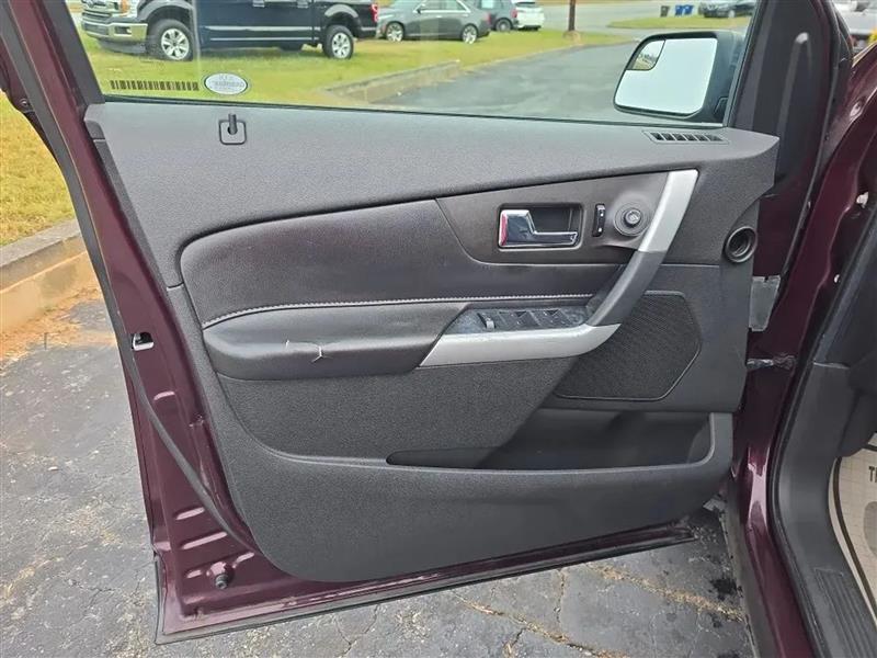 Ford Edge SE FWD 2011