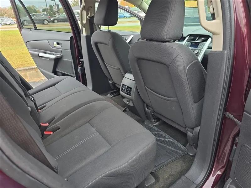 Ford Edge SE FWD 2011