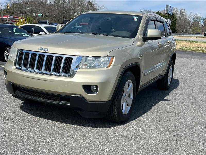 Jeep Grand Cherokee Laredo 4WD 2012