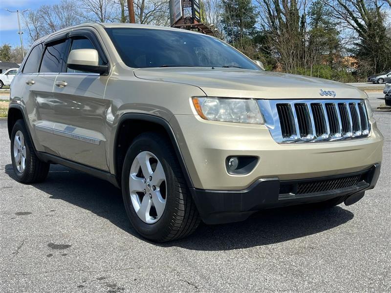 Jeep Grand Cherokee Laredo 4WD 2012