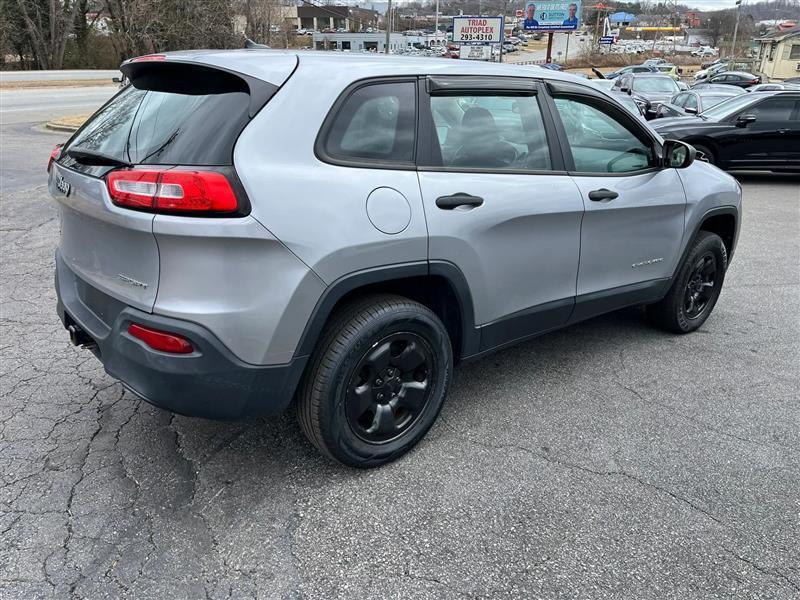 Jeep Cherokee Sport 4WD 2014