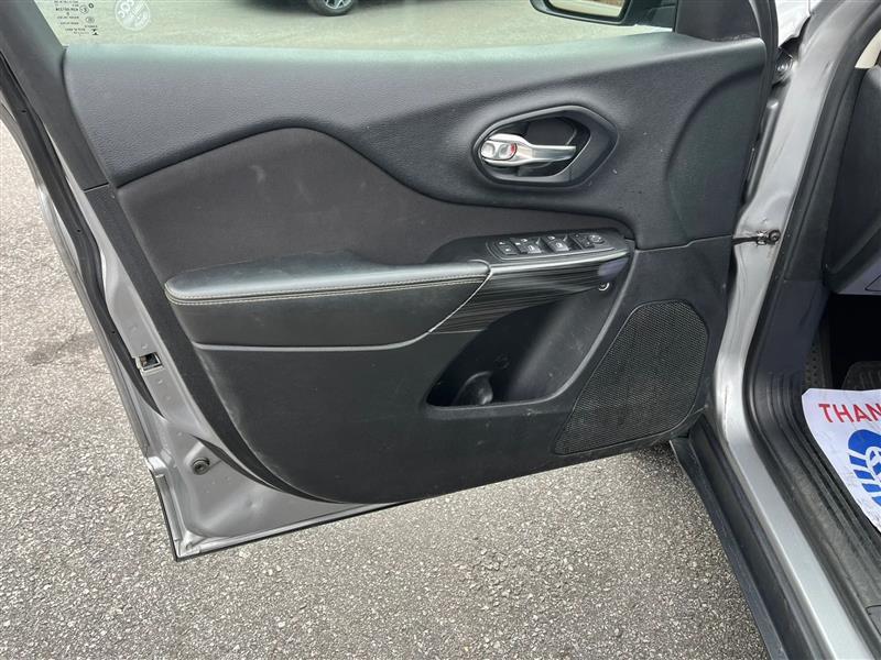 Jeep Cherokee Sport 4WD 2014