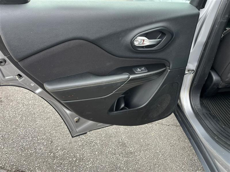 Jeep Cherokee Sport 4WD 2014