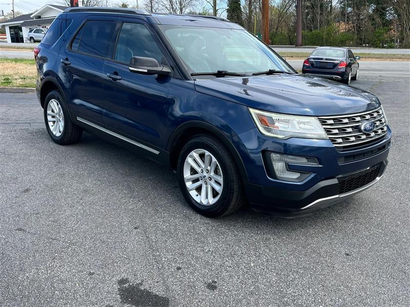 Ford Explorer XLT FWD 2017