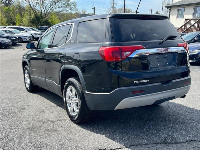 GMC Acadia SLE-1 FWD 2019