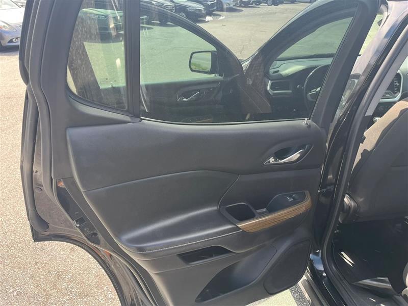 GMC Acadia SLE-1 FWD 2019