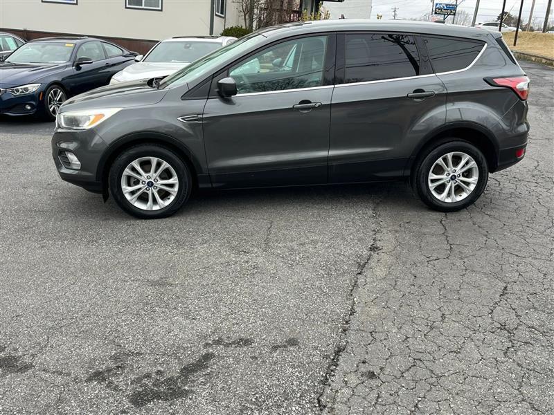 Ford Escape SE FWD 2017