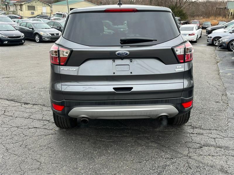 Ford Escape SE FWD 2017