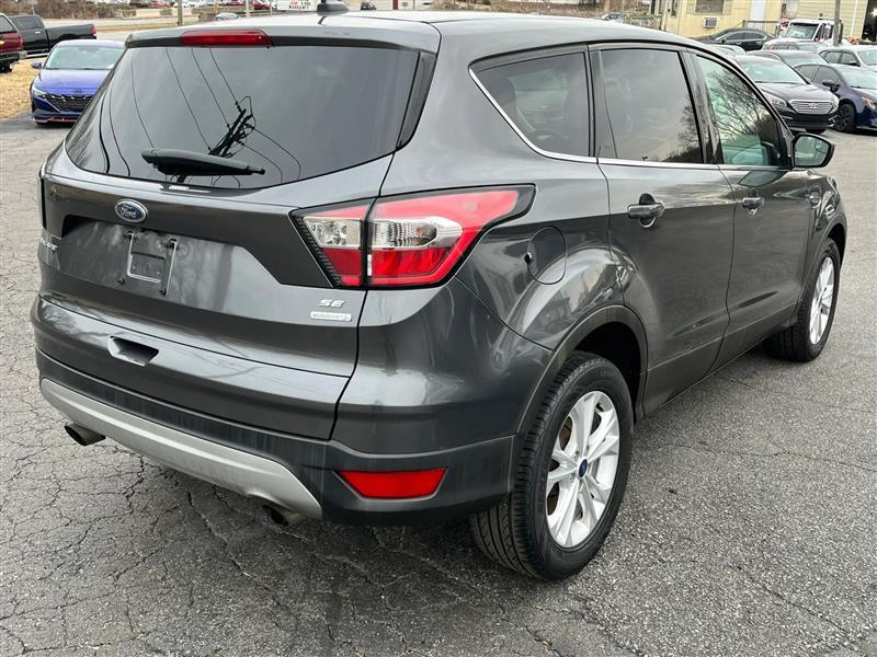 Ford Escape SE FWD 2017