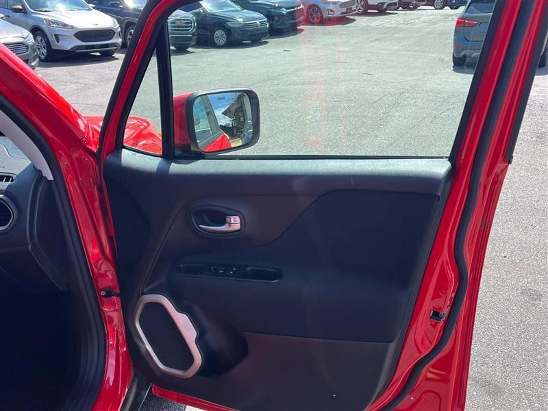 Jeep Renegade Latitude FWD 2015