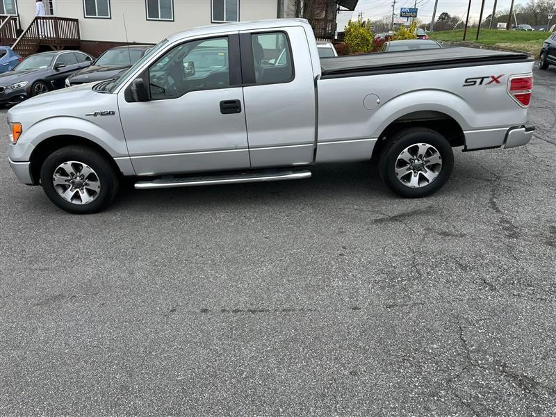 Ford F-150 STX SuperCab 6.5-ft. Bed 2WD 2014