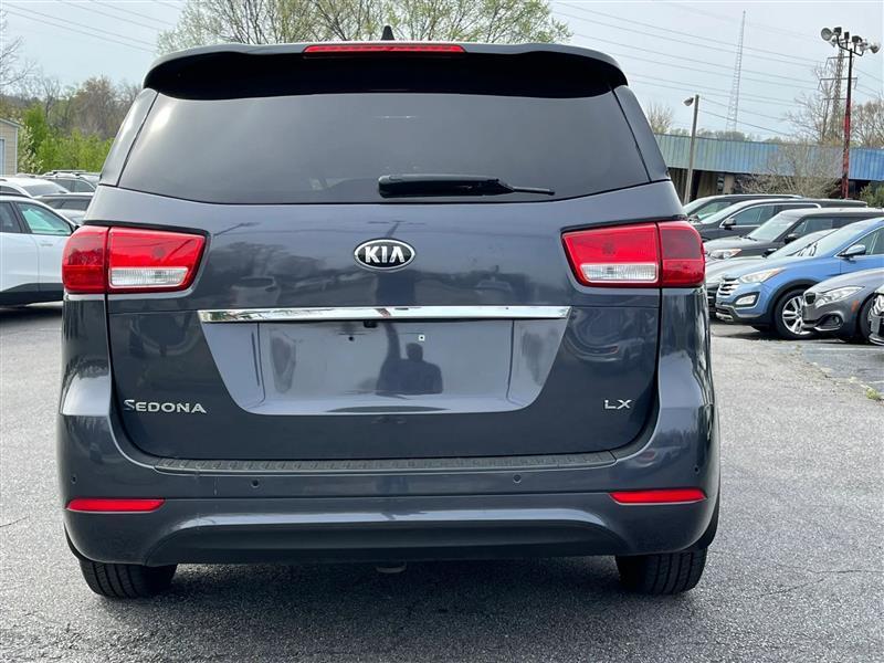 Kia Sedona LX 2016