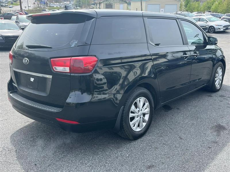 Kia Sedona L 2016