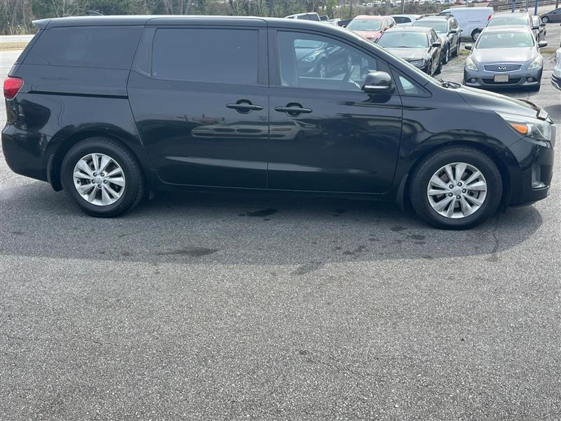 Kia Sedona L 2016