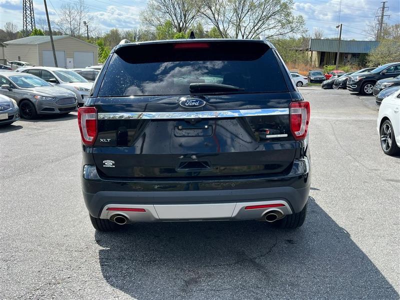 Ford Explorer XLT FWD 2017