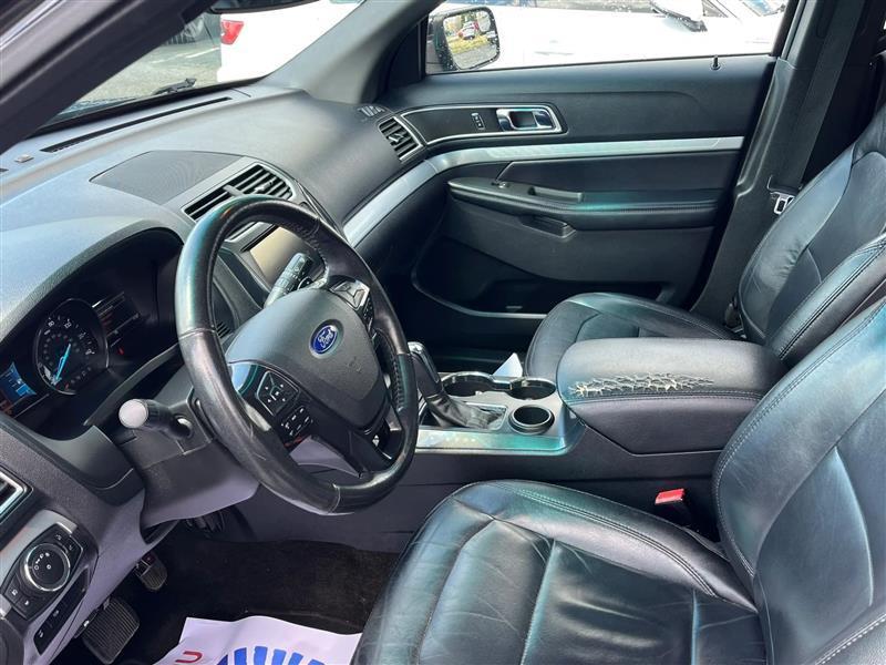 Ford Explorer XLT FWD 2017