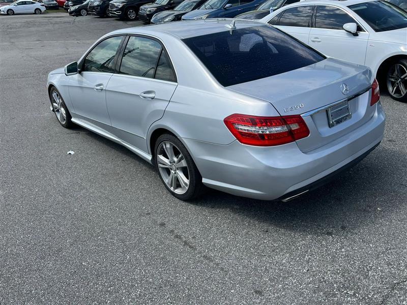 Mercedes-Benz E-Class E350 Sedan 2012