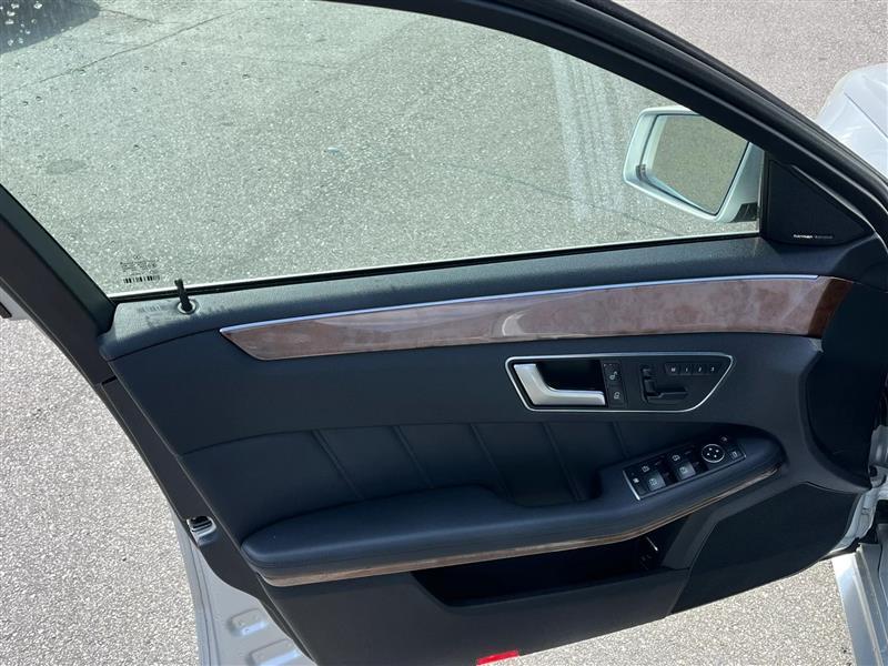Mercedes-Benz E-Class E350 Sedan 2012