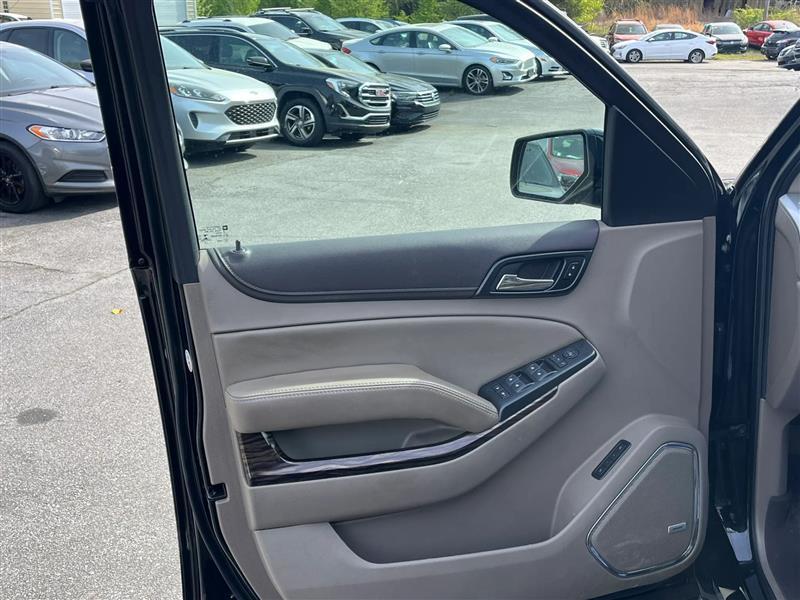 GMC Yukon SLT 2WD 2020