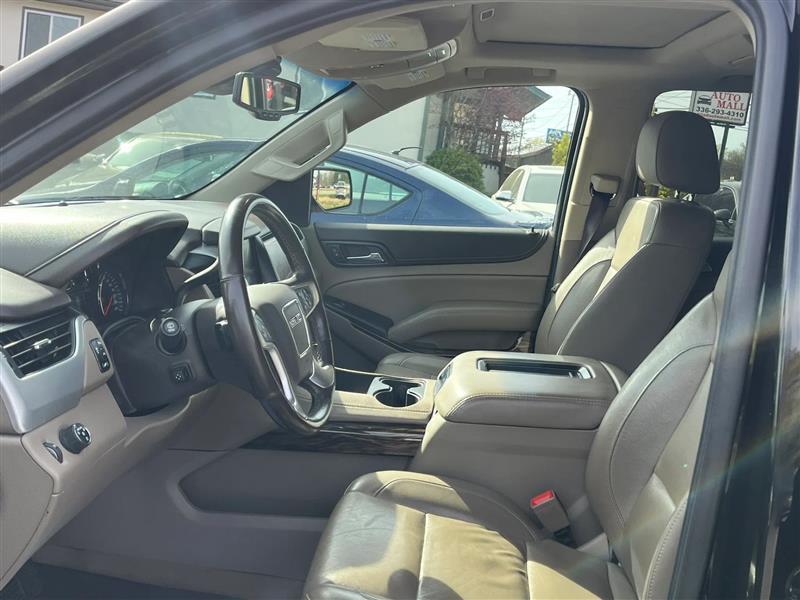 GMC Yukon SLT 2WD 2020