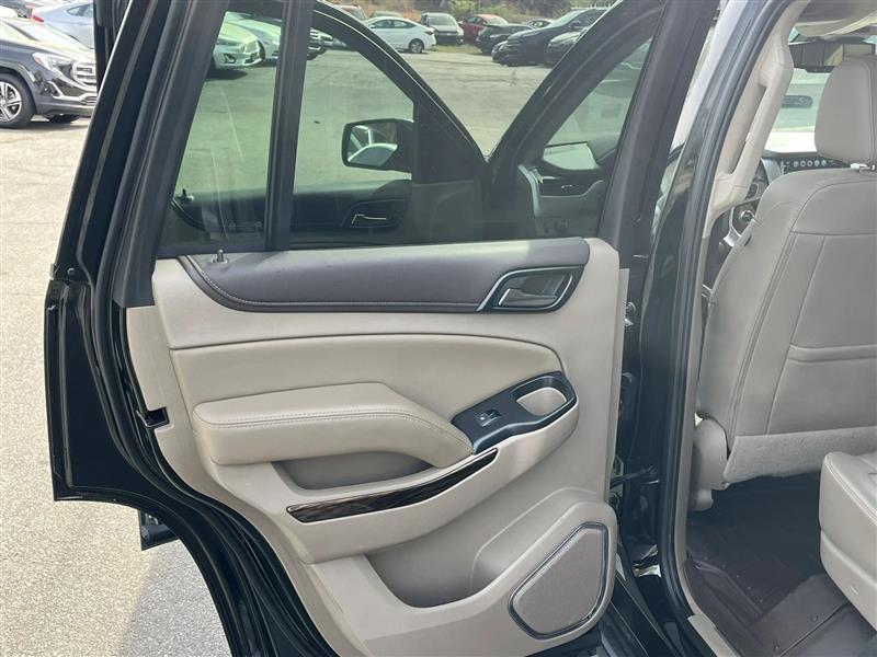 GMC Yukon SLT 2WD 2020