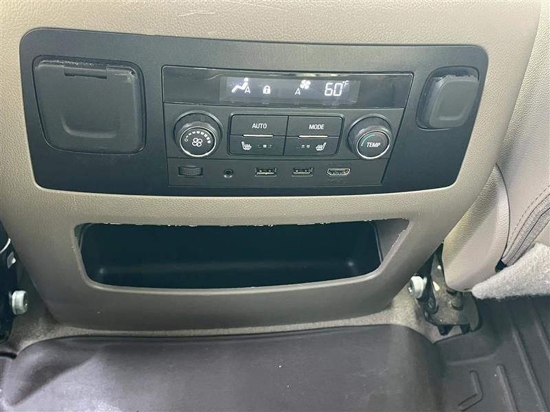 GMC Yukon SLT 2WD 2020