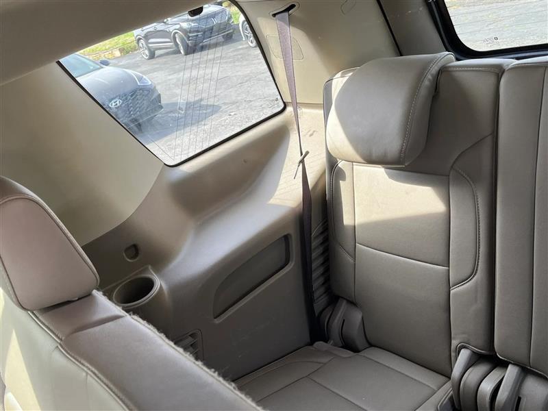 GMC Yukon SLT 2WD 2020