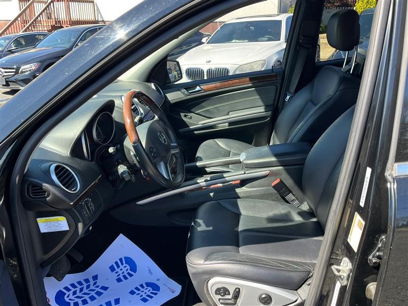 Mercedes-Benz GL-Class GL450 4MATIC 2011