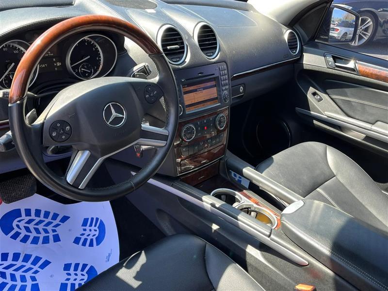 Mercedes-Benz GL-Class GL450 4MATIC 2011